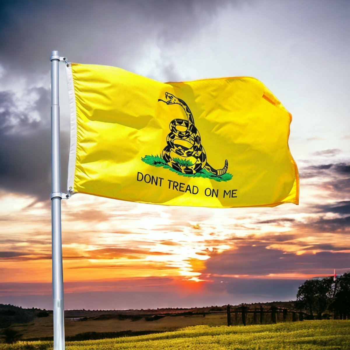 Don&#39;t Tread On Me Gadsden Flag - Yellow