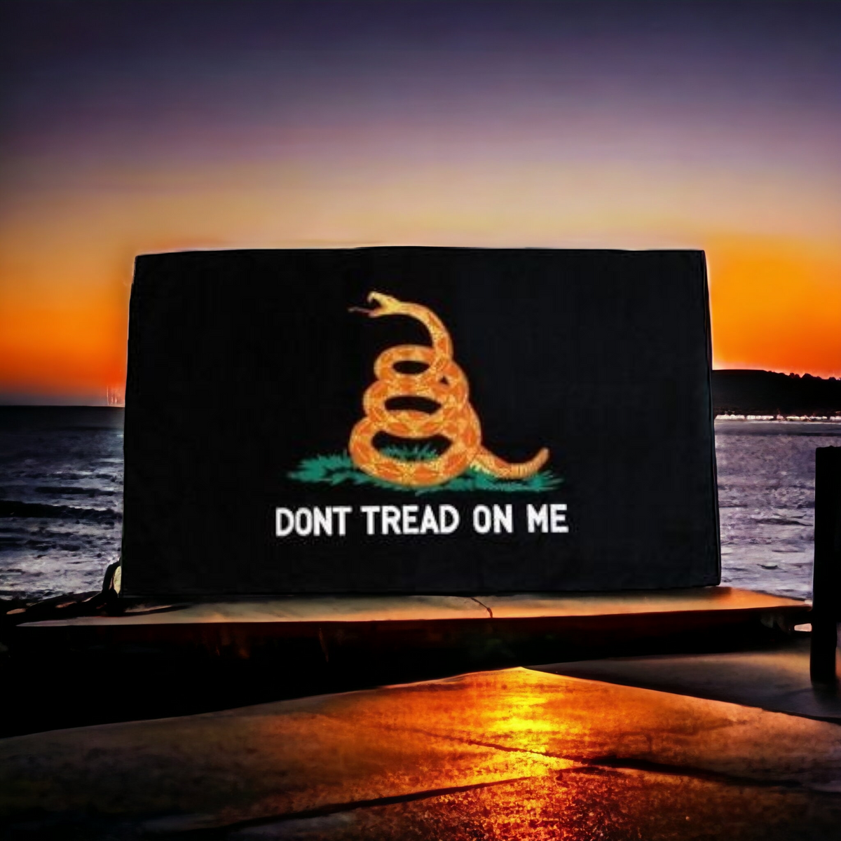Don&#39;t Tread On Me Tactical Flag