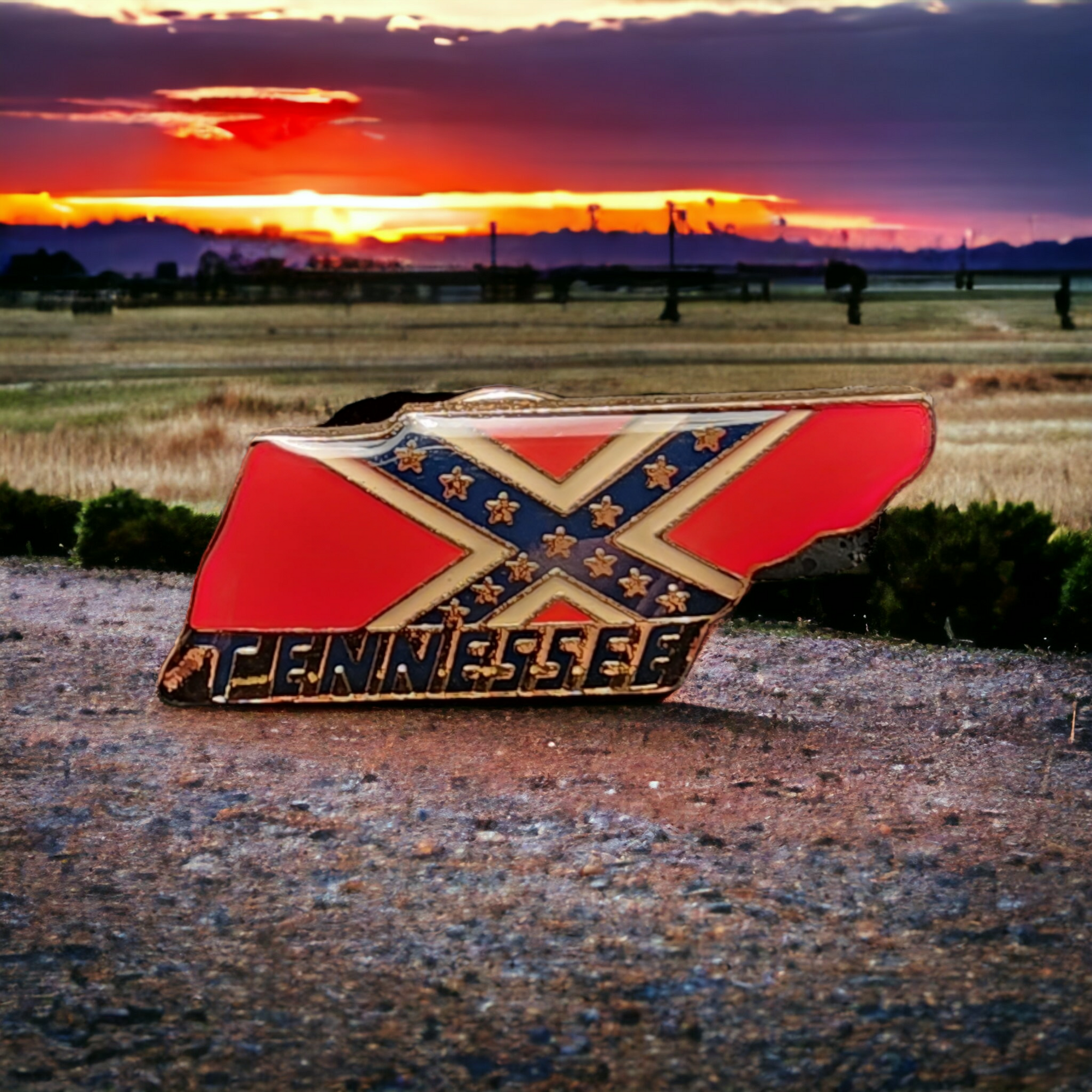 Battle Flag With Tennessee Lapel Pin